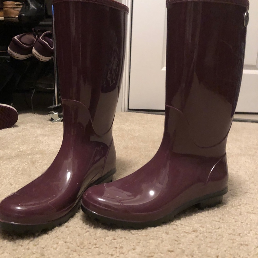 UGG rain boots
